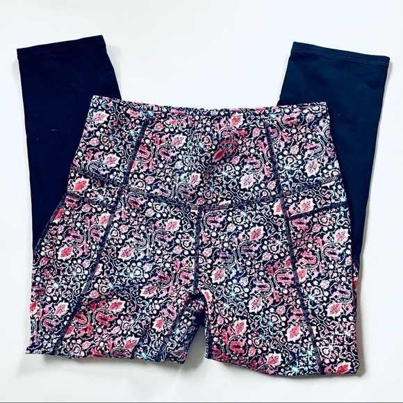 Athleta Pants - Athleta High Rise Pink Blue Tapestry Print Capri Athletic Leggings Small